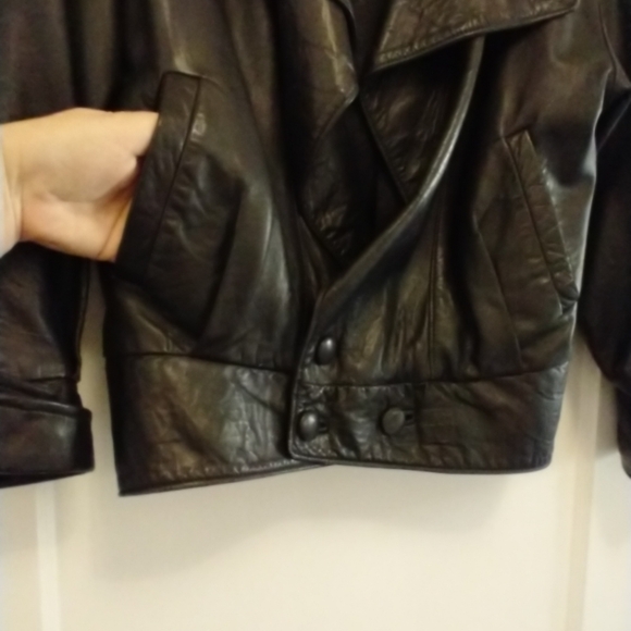 Vintage Designer Leather jacket - Picture 13 of 15